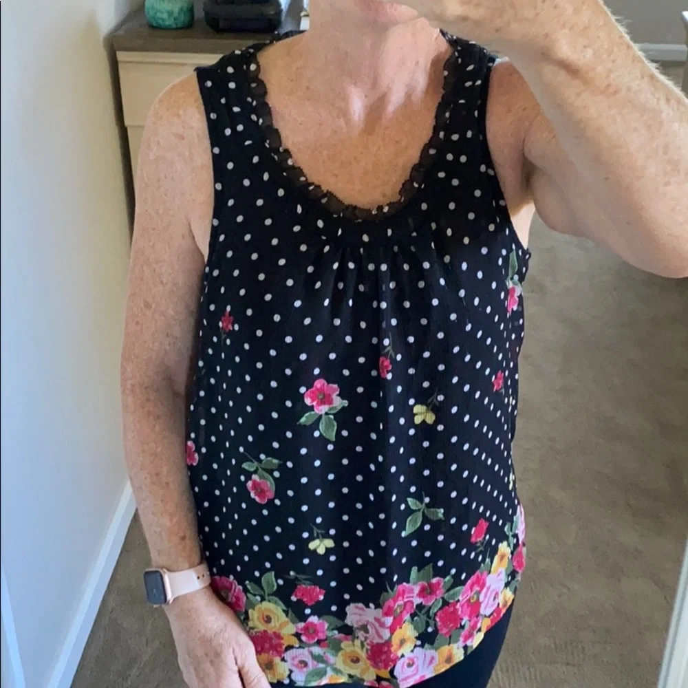 Elle Floral sleeveless ruffle neck top - Picture 2 of 11